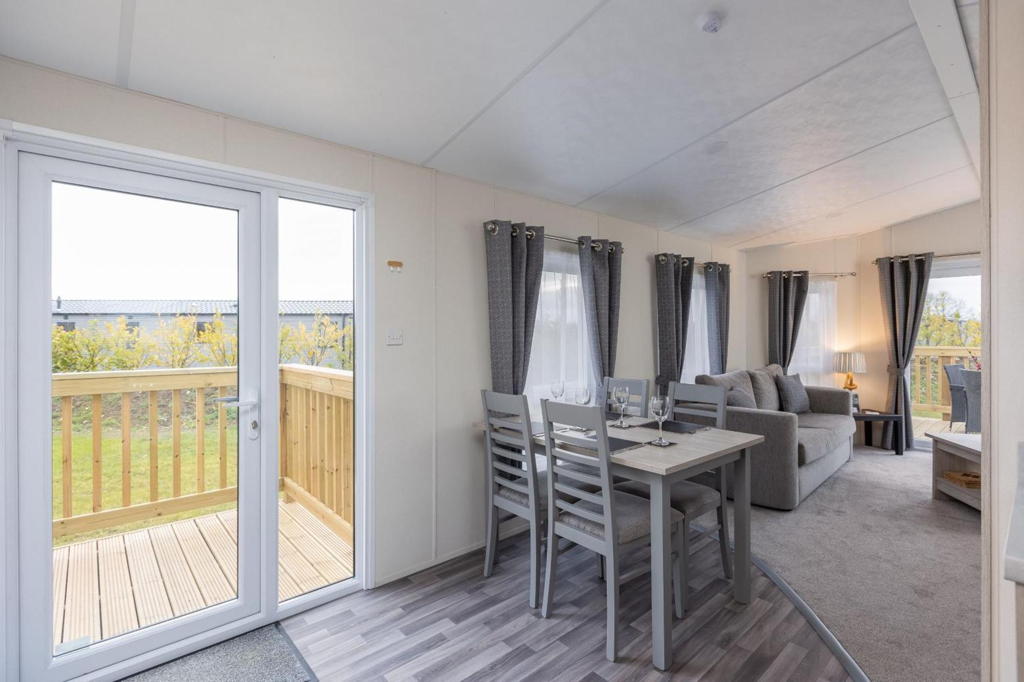 Deer View Lodge Close To Pickering Extérieur photo